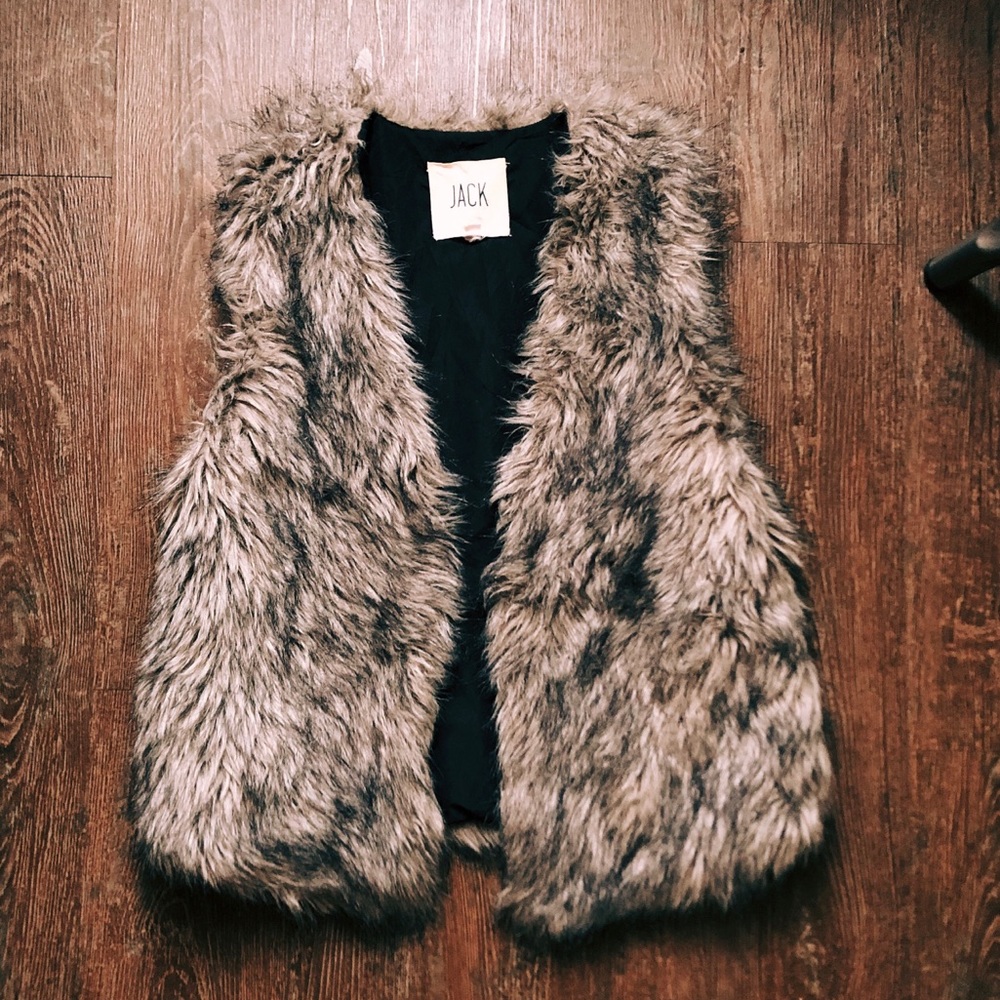 Jack by BB Dakota fur vest, xs